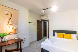 Surrey Road (D11), Apartment #457940411